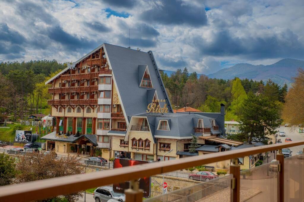 Luxury Apartment 'Rich' Velingrad Esterno foto